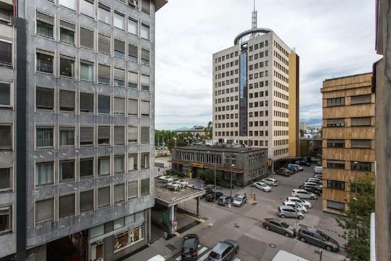 ★ Exclusive Central Apartment ★ Free Garage ★ Ljubljana Luaran gambar