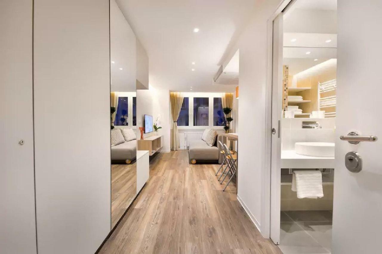 ★ Exclusive Central Apartment ★ Free Garage ★ Ljubljana Luaran gambar